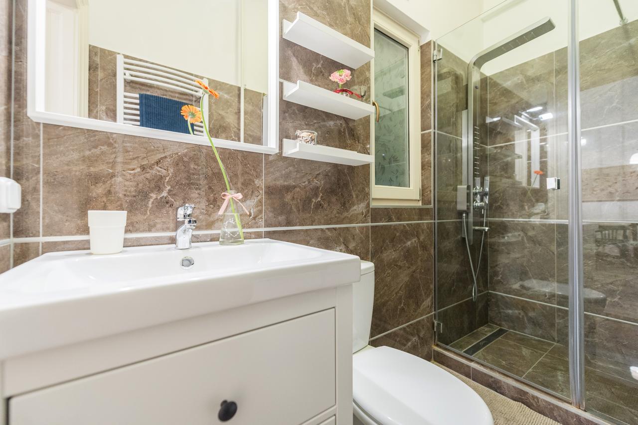 Family And Friends Apartment Budapest Luaran gambar